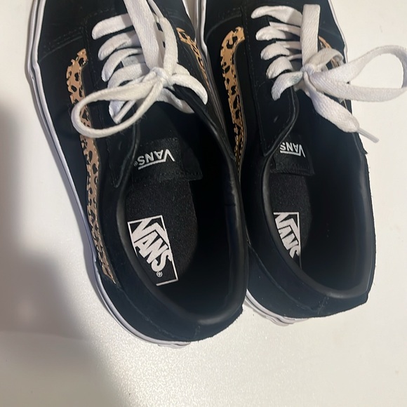 Black & Cheetah Print Vans Ward - Picture 4 of 5